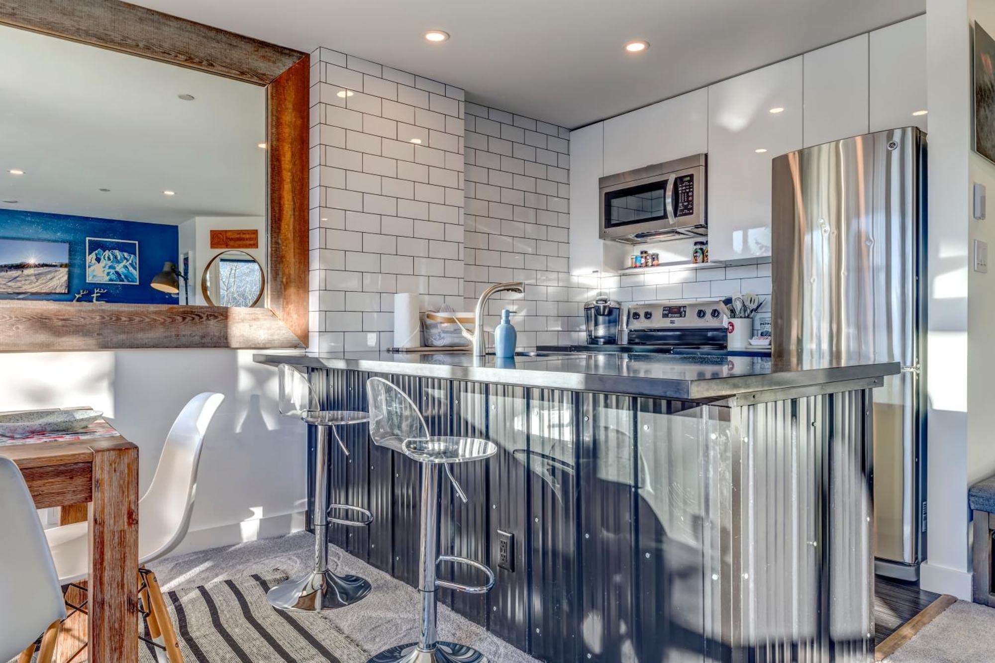The Lookout Penthouse // A Luxe Suite In Whistler Exterior foto